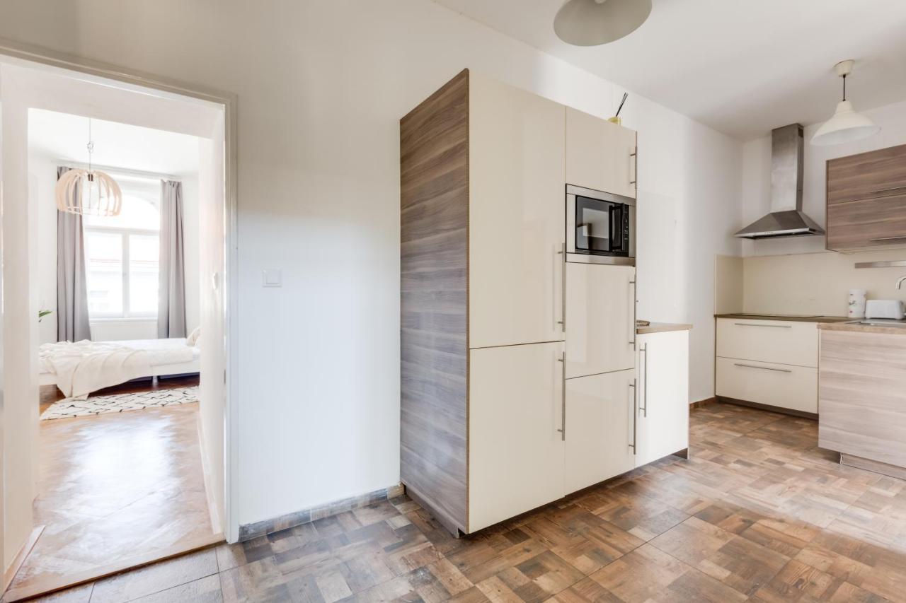 New Comfort Quiet 3bds - Lub8 Apartment Prague